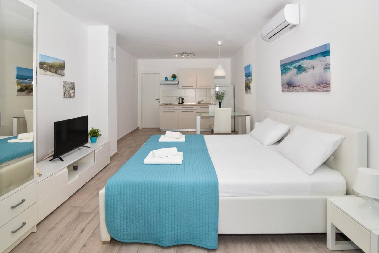 Carlotta * Zadar