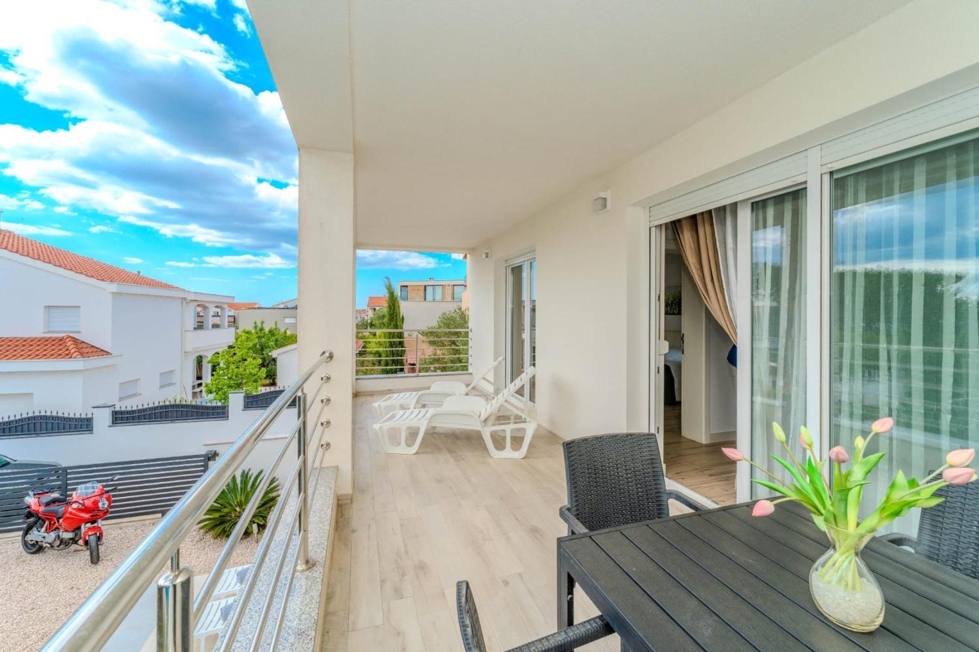 Carlotta Apartament Zadar
