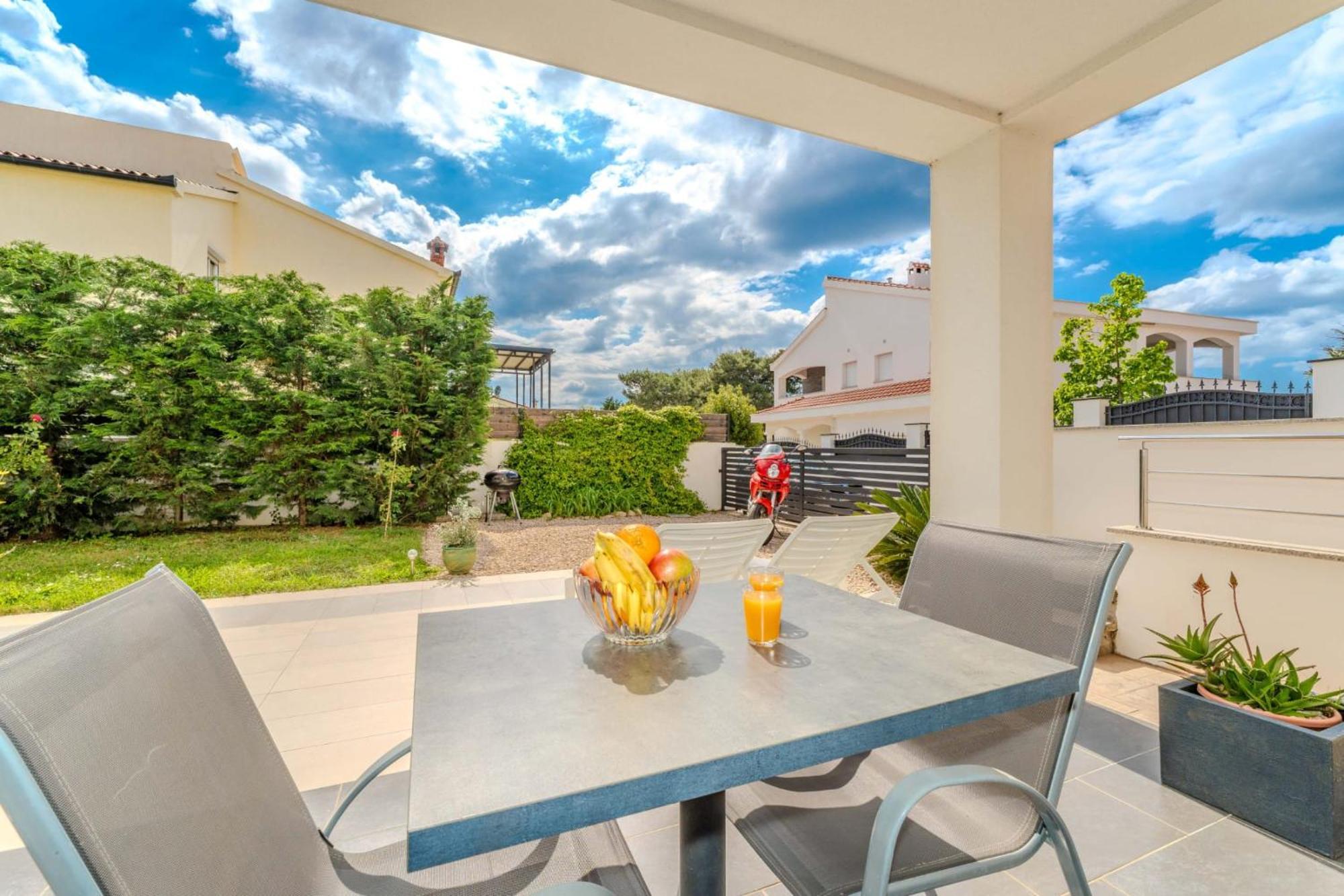 Carlotta Apartament Zadar