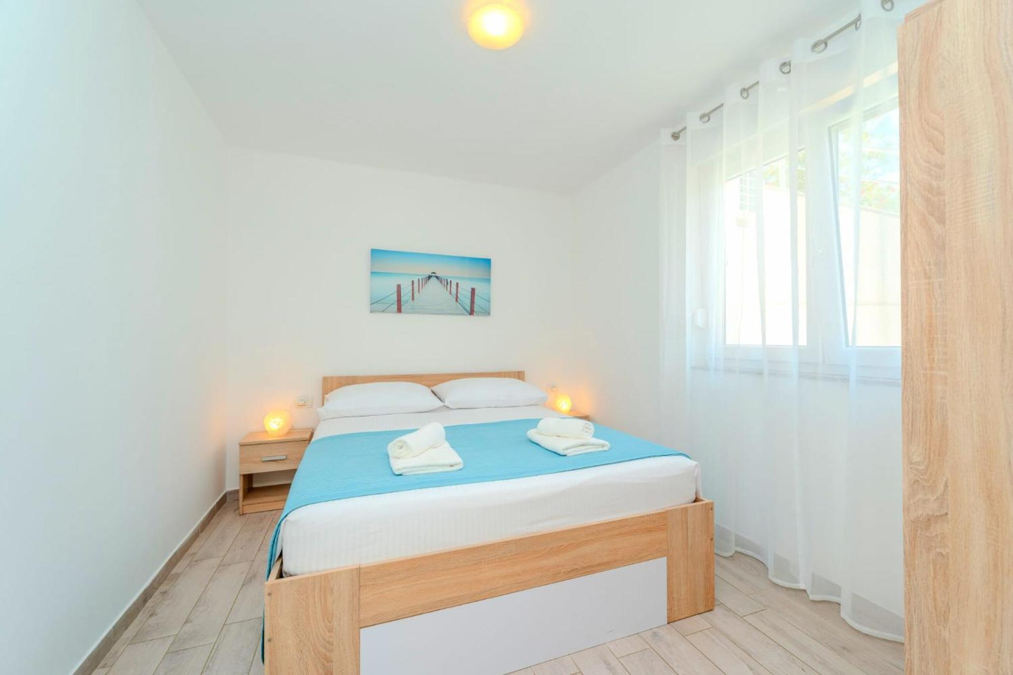 Carlotta Apartament *