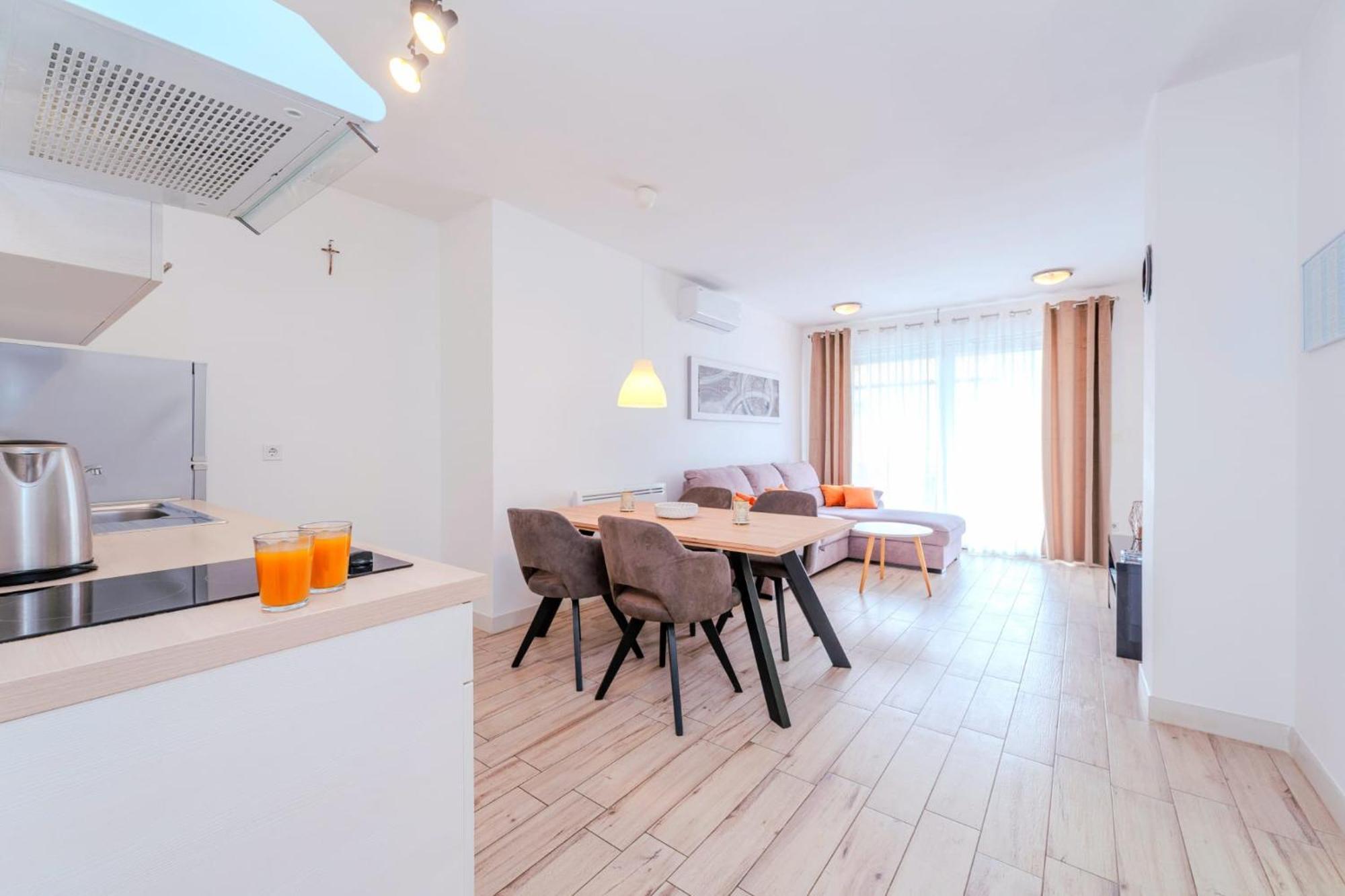 Carlotta Appartement *